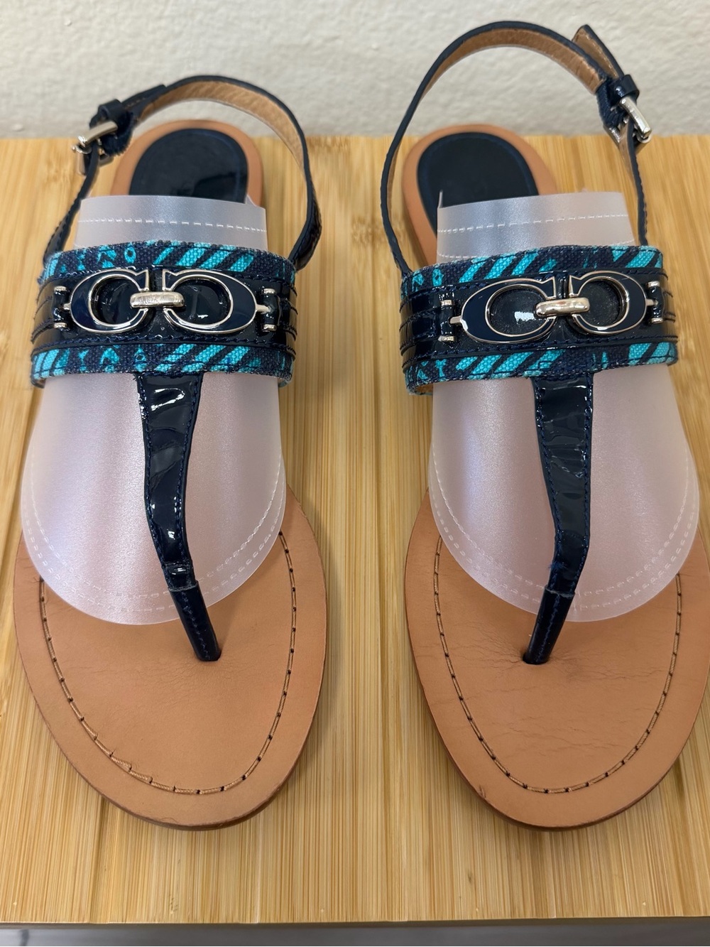 Coach Sammy Turquoise Zebra Thong Sandals Size 8